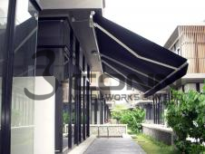 Retractable Awning