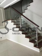 Staircase Wooden Handrail with Glass