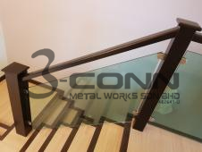Staircase Wooden Handrail with Tempered Glass