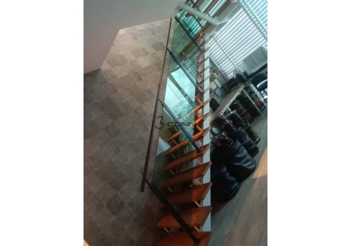 Mild Steel Staircase Railing With Tempered Glass