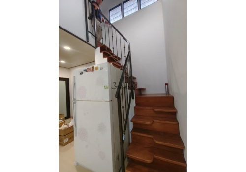 Wrought Iron Staircase Railing