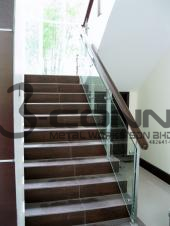 Timber Handrail with Glass Staircase