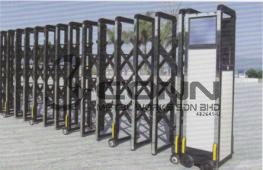 Intelligent Retractable Gate