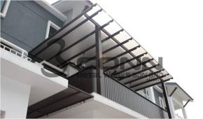 Pergola Awning with Polycarbonate Sheet